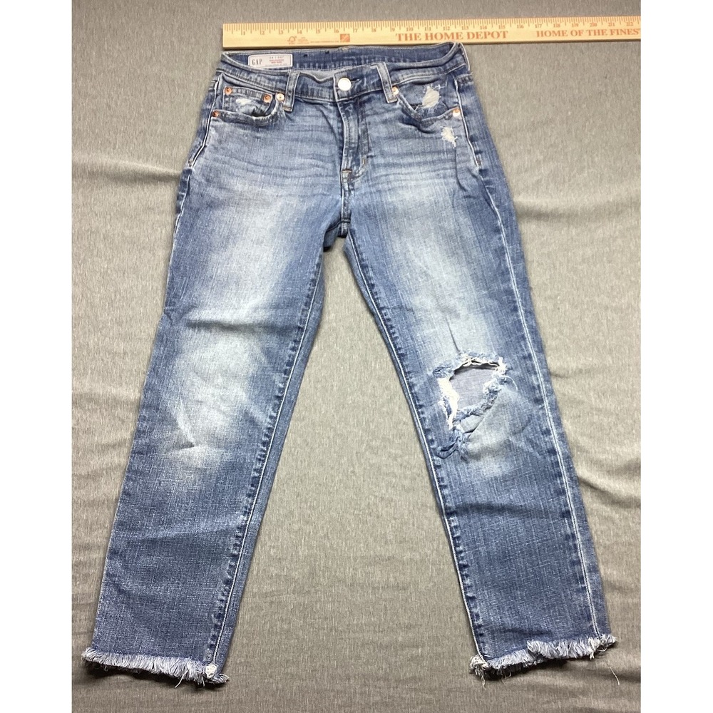 Gap Girlfriend Mid Rise Jean Size 24/00P Distressed Raw Hem 5 Pockets